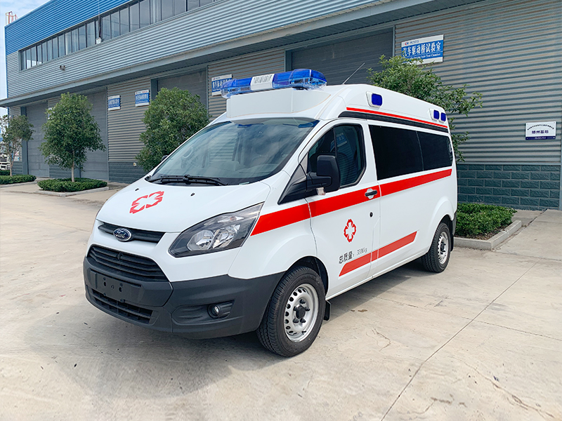 福特V362救護車圖片4