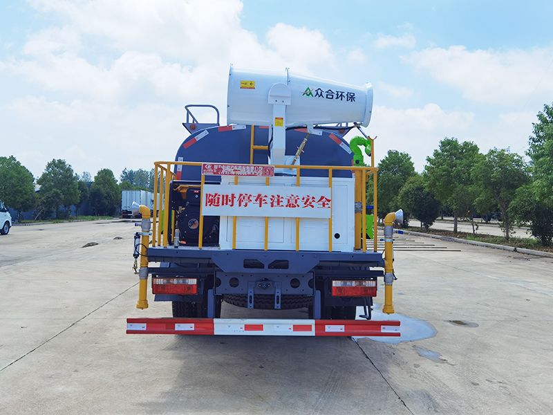 東風(fēng)大福瑞卡8方灑水車(chē)圖片5