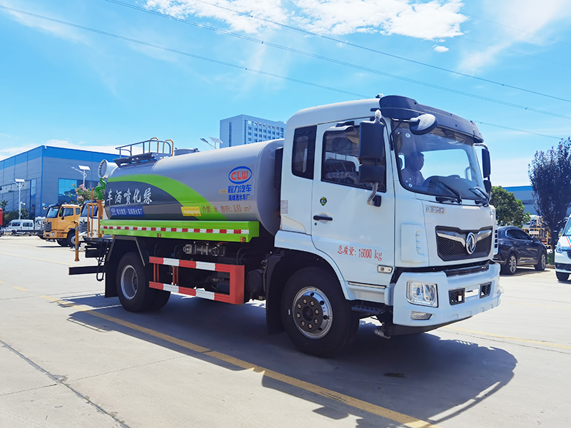 東風大福瑞卡灑水車