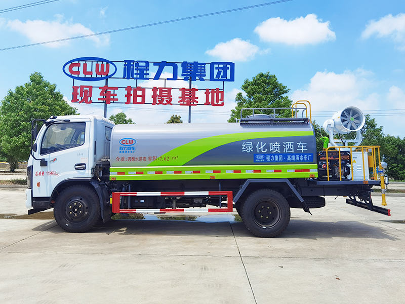 東風(fēng)大福瑞卡8方灑水車(chē)圖片3